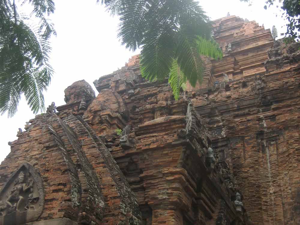 Po Nagar Cham towers